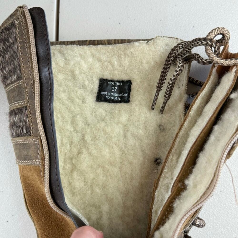 Bos. & Co. Brown Tan Heeled Boots - Picture 9 of 10